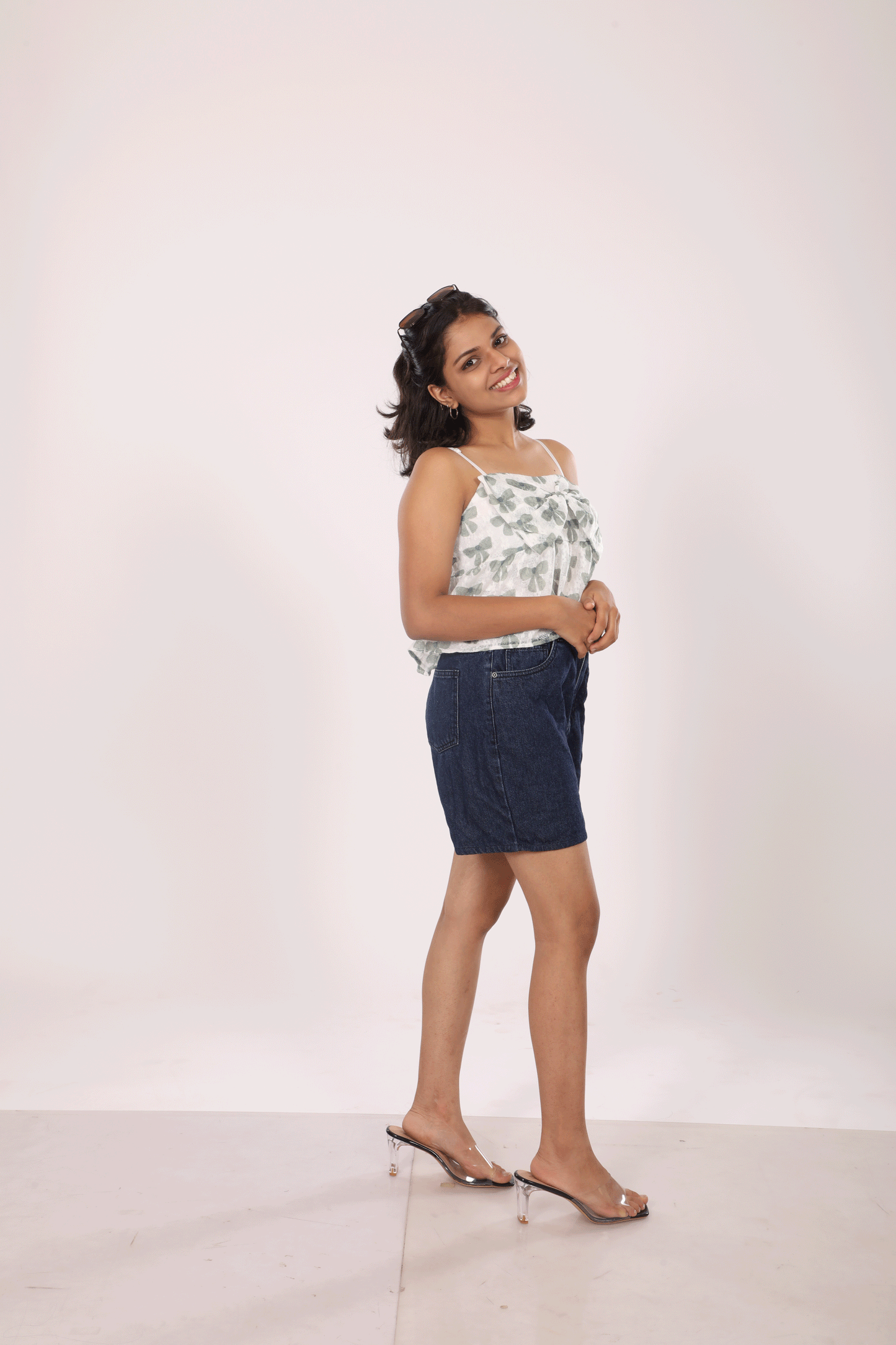 Bow crop Spaghetti Top