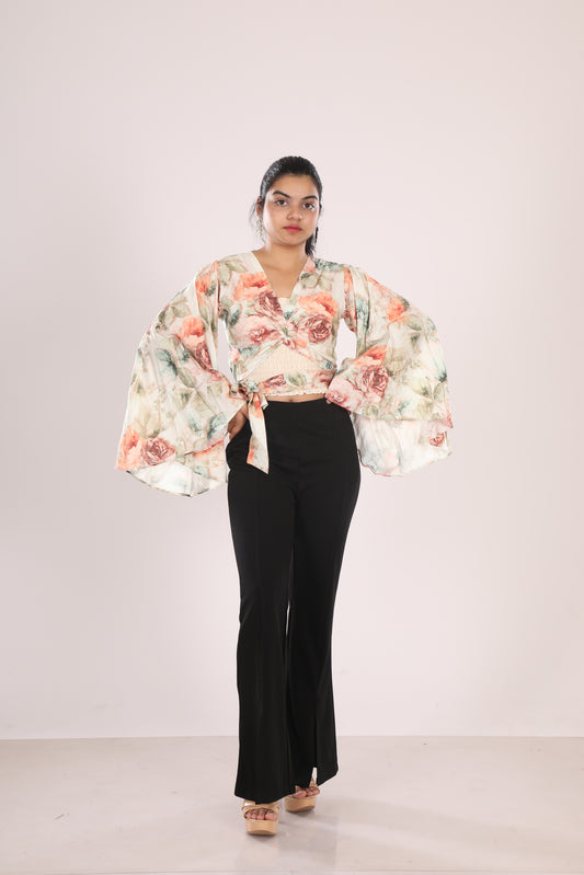 Flower Print Bell Sleeves crop top with Inner